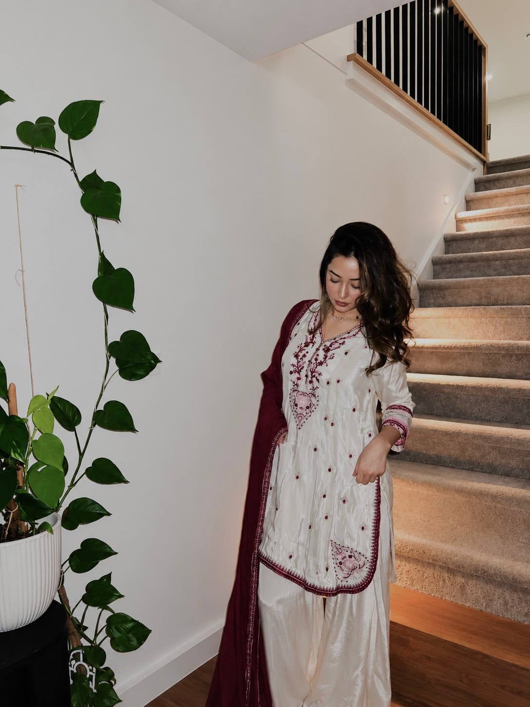 REHAT | FARSHI SET | Luxury Emporium | Fancy Top and Farshi |