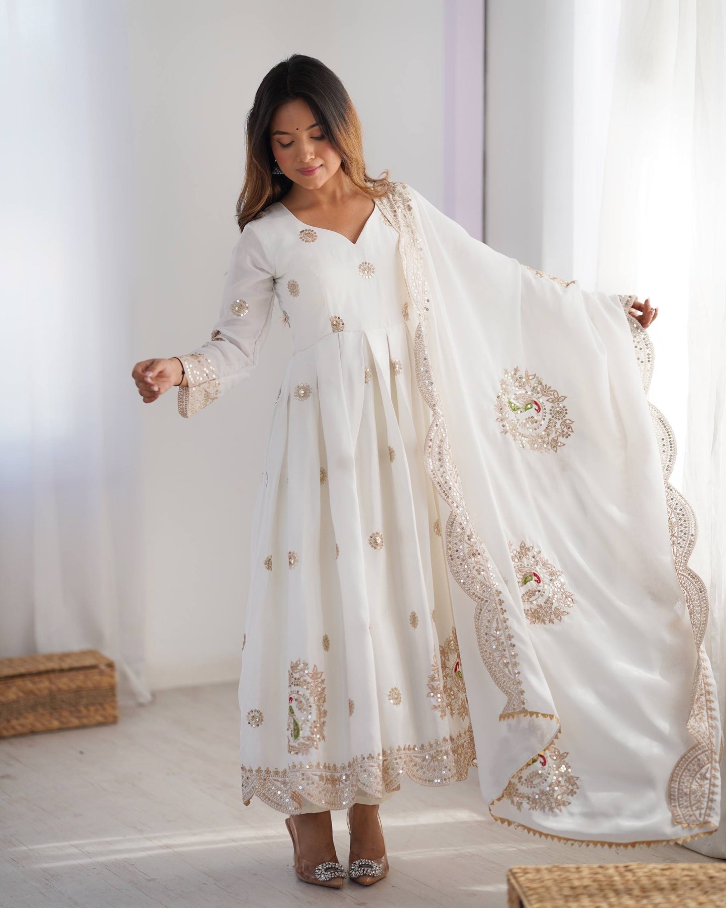 MASAKALI | LUXURYEMPORIUM |CHINON WITH EMBROIDERY SEQUENCE DESIGN WORK