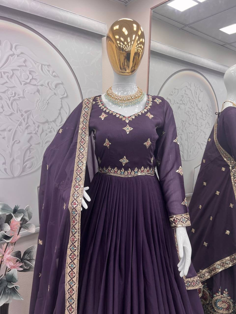 Heavy Diamond Silk work | Luxuryemporium |: Embroidery Threads & Sequins Work| ANARKALI