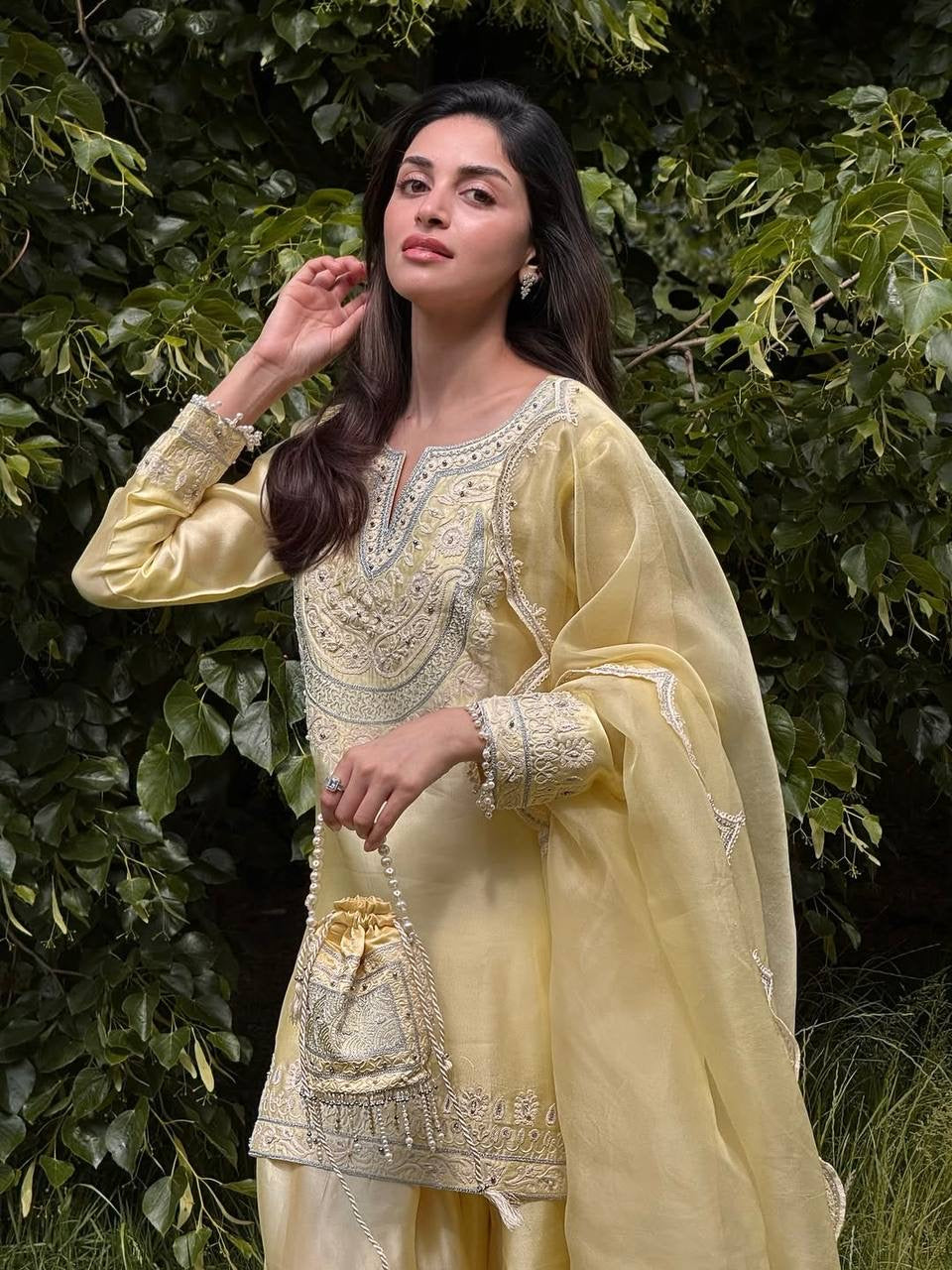 MANRASIYA| LUXURY EMPORIUM | Designer Party Wear Look
