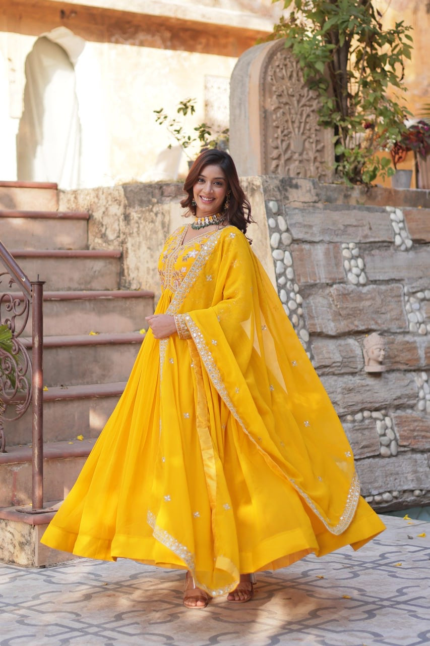 Kohinoor-Faux Blooming with Embroidery Zari Sequins-work
| LUXURY EMPORIUM