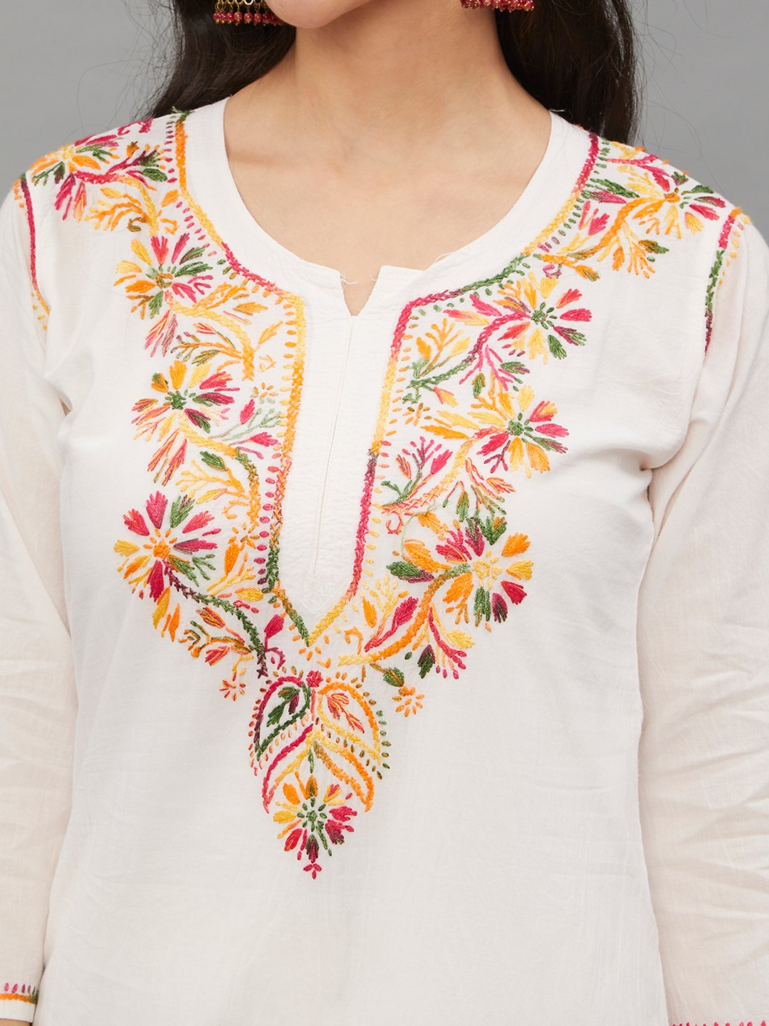 Luxury Emporium| set of two chikan karigari kurta set