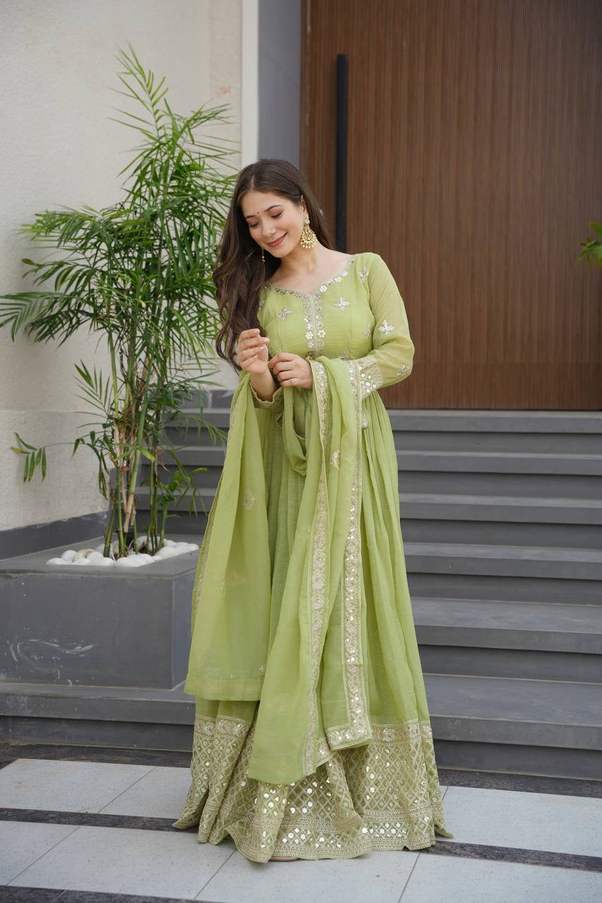 Luxuryemporium | SUTLEJ| HEAVY CRUNCH CRUSH SILK | embroidery | partywear classy suit