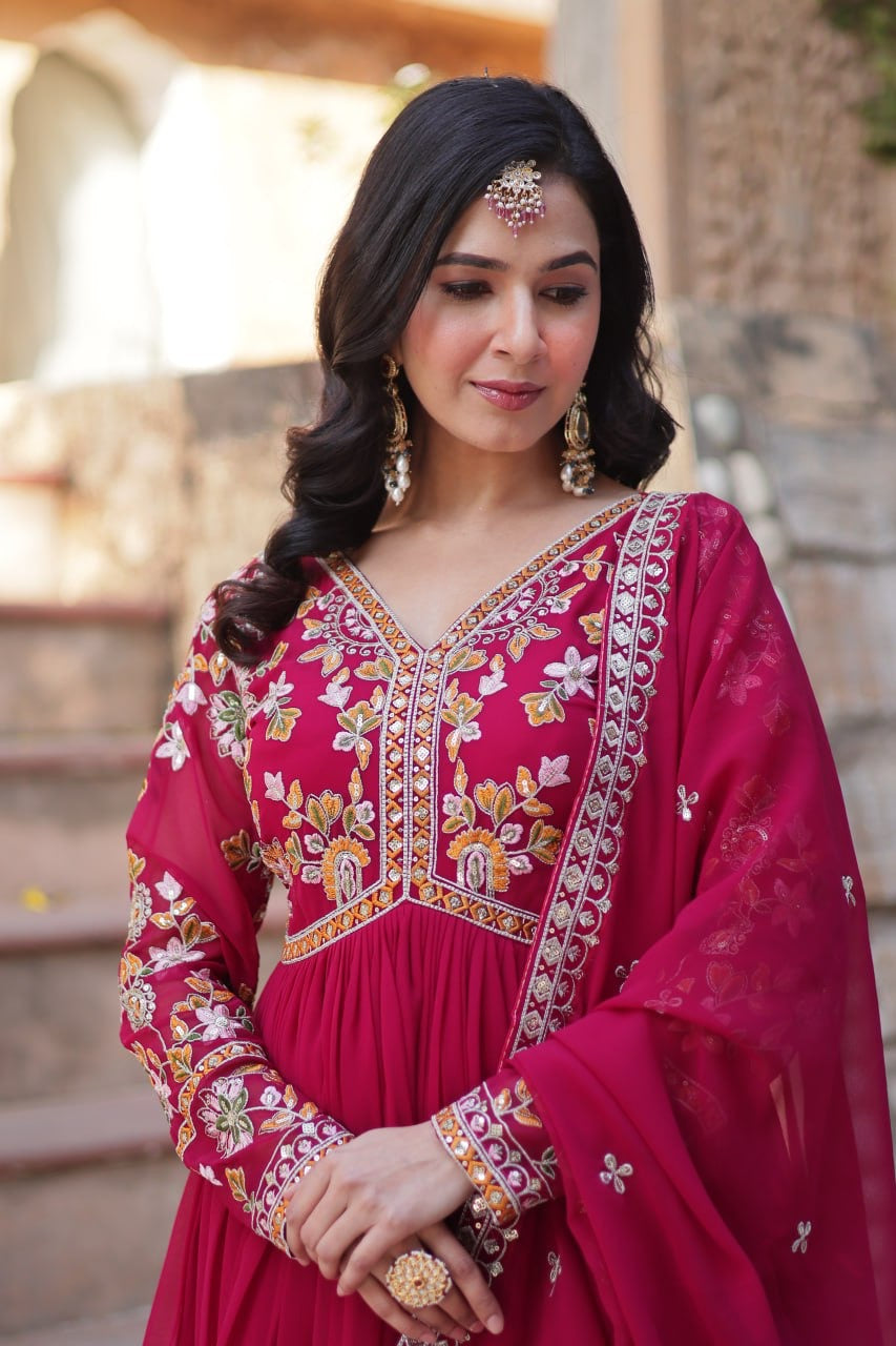 Kohinoor-Faux Blooming with Embroidery Zari Sequins-work
| LUXURY EMPORIUM