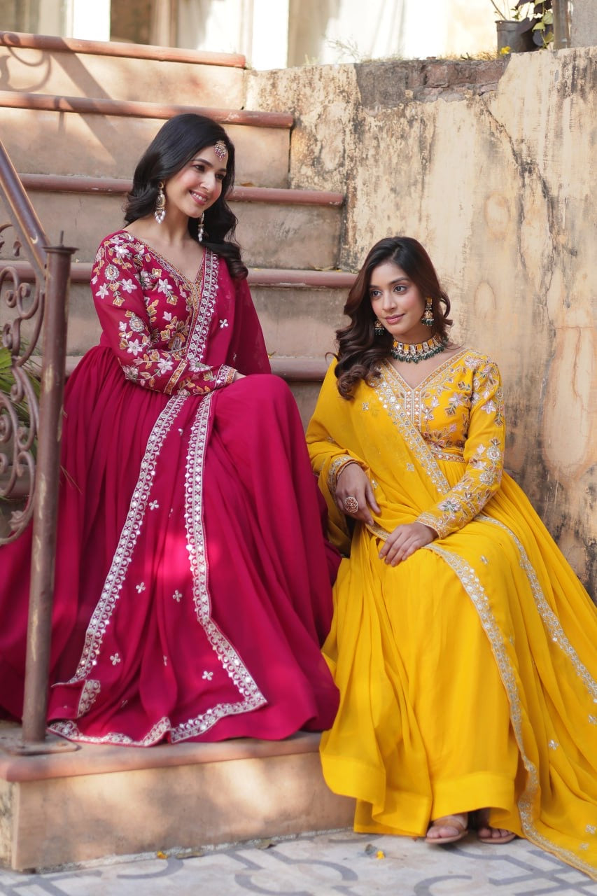 Kohinoor-Faux Blooming with Embroidery Zari Sequins-work
| LUXURY EMPORIUM