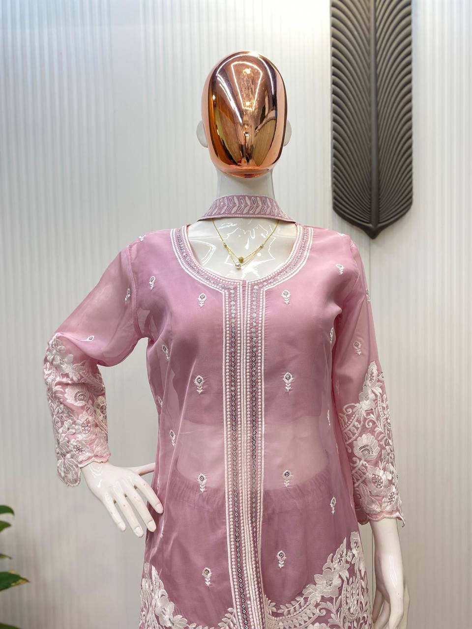 LUXURY EMPORIUM | NEW FOUR PIECE INDO-WESTERN OUTFIT FOR TRENDY WEDDING SEASON