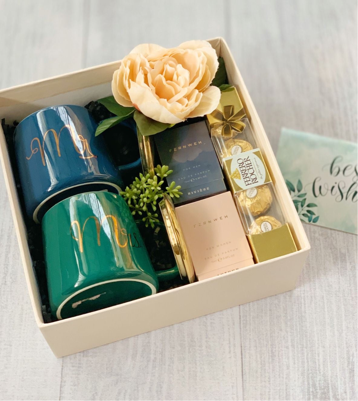 Luxury Hamper 7999| GIFT HAMPERS FOR BIRTHDAY ,WEDDING ,HOUSE WARMING | LUXURY EMPORIUM