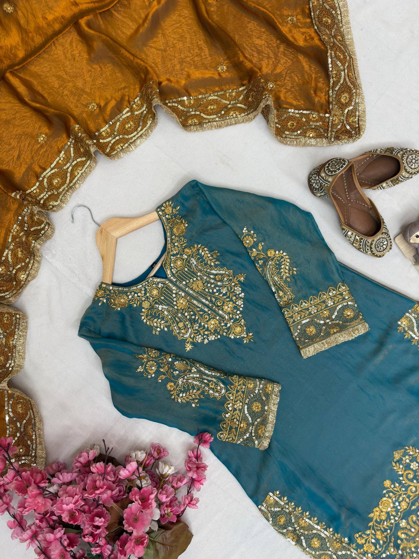 ENHANCE THE BEAUTY OF YOUR WARDROBE WITH THIS NEWLY LAUNCHED KURTI PANT SET WITH BEAUTIFUL FRENDY SILK DUPATTA
| LUXURYEMPORIUM | PARTYWEAR| RANGMAHAL|