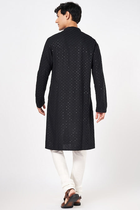 Black Embroidered Below Knee Length Festive Men Regular Fit Kurta| LUXURY EMPORIUM | BRAND INDUS ROUTE