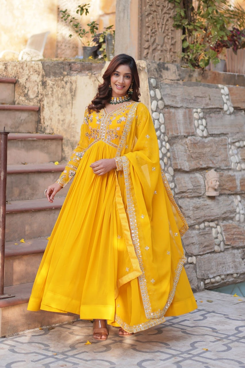 Kohinoor-Faux Blooming with Embroidery Zari Sequins-work
| LUXURY EMPORIUM