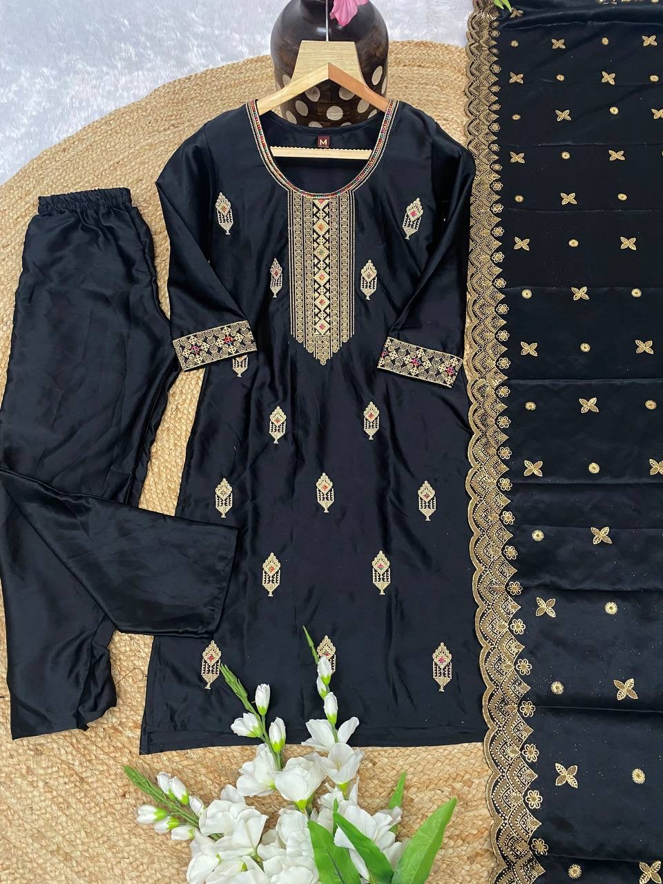 Royal black Kurti set Luxury Emporium