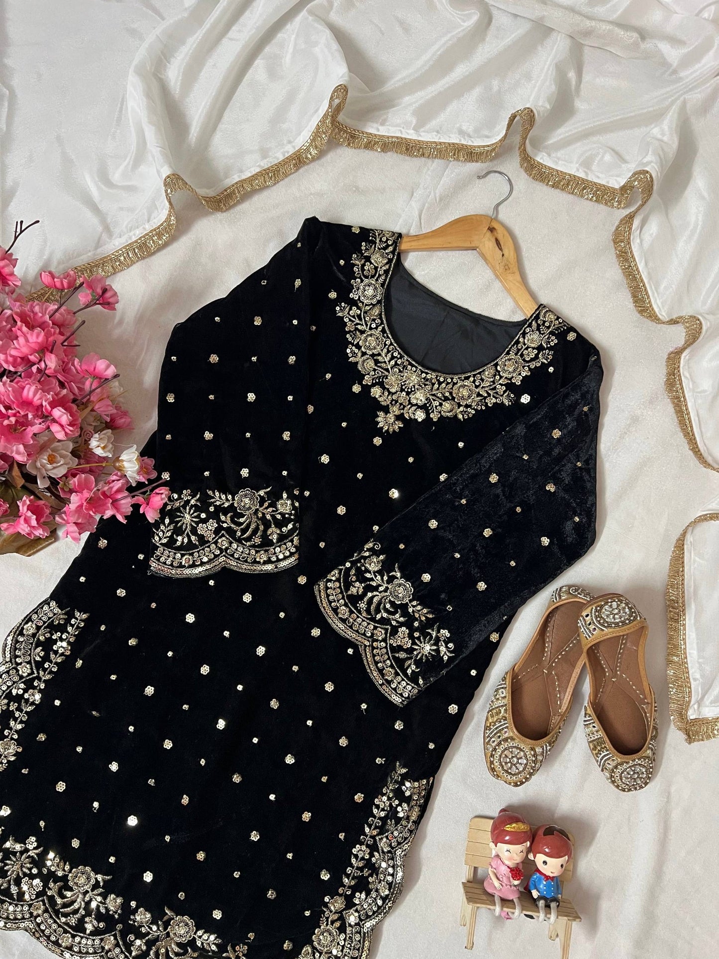 VELVET KURTI-PANT SET | ASMAN | LUXURYEMPORIUM |