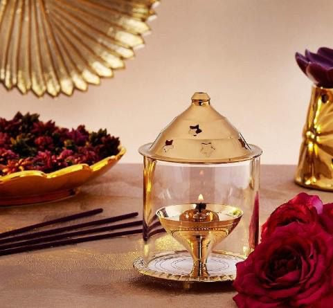 Borosil Medium Size Akhand Diya Decorative Brass Glass Oil Lamp | Tea Light Holder | Diya with Borosilicate Glass | Puja Dia for Mandir | Lantern Diya with Glass Cover