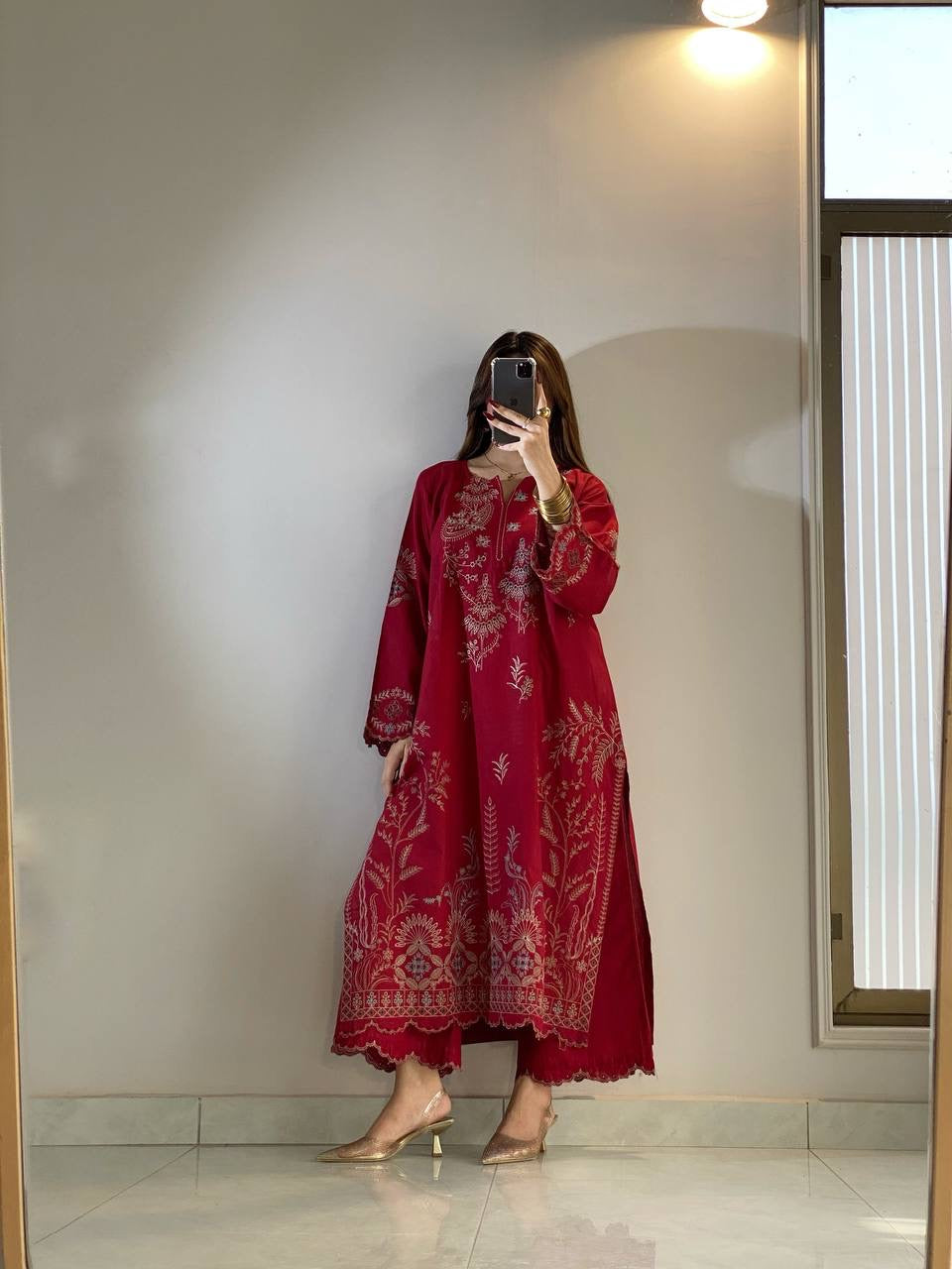Mul Chanderi Embroidered Palazzo Suit Set |  LUXURY EMPORIUM