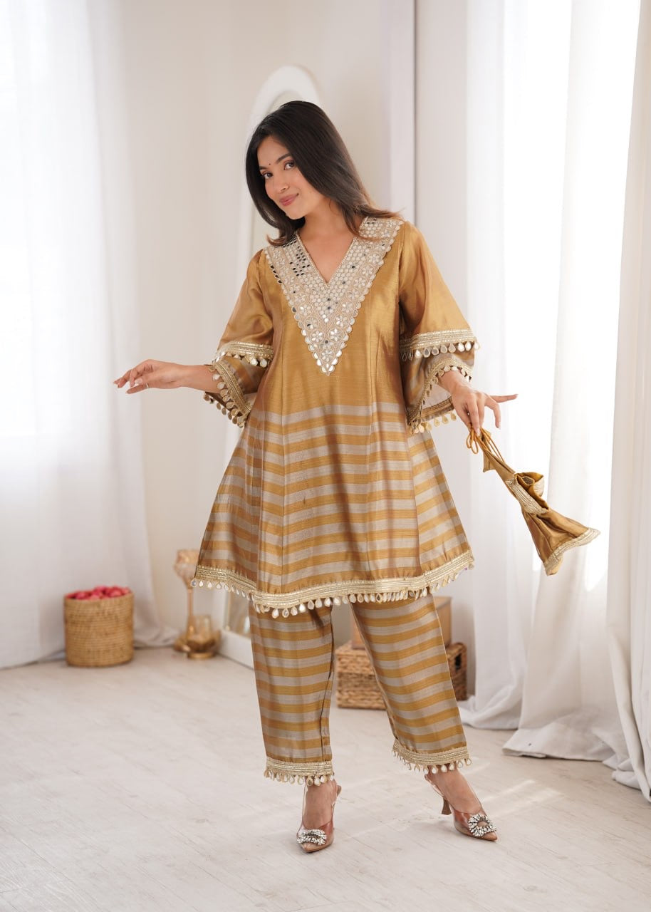 Regal Mirror Work Co-Ord Set with Batwa ✨| LUXURY EMPORIUM |