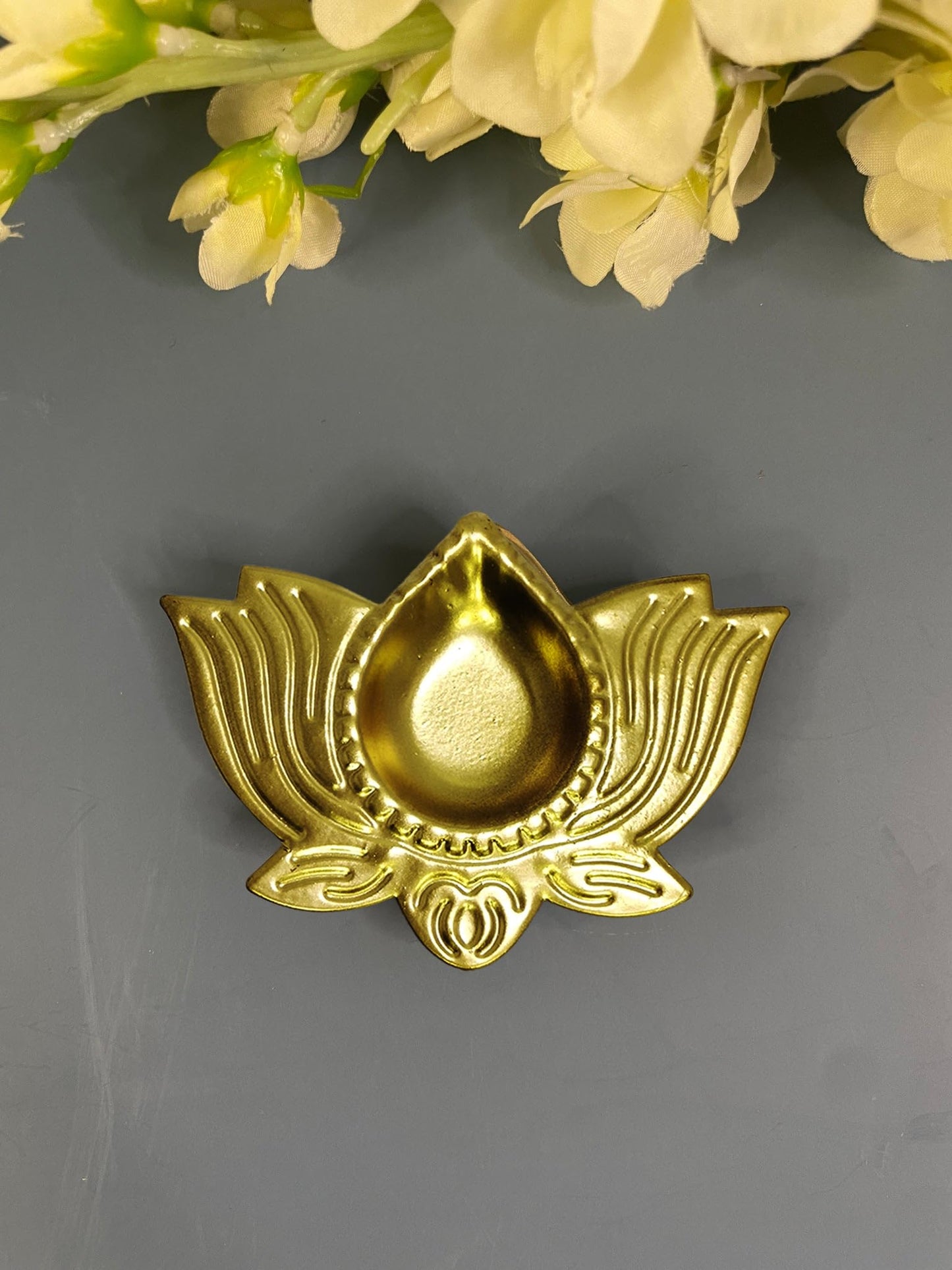 Lotus Diya Set of 2 With Gift Box Brass