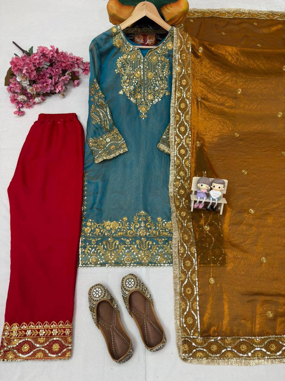 ENHANCE THE BEAUTY OF YOUR WARDROBE WITH THIS NEWLY LAUNCHED KURTI PANT SET WITH BEAUTIFUL FRENDY SILK DUPATTA
 | LUXURYEMPORIUM | PARTYWEAR| RANGMAHAL|