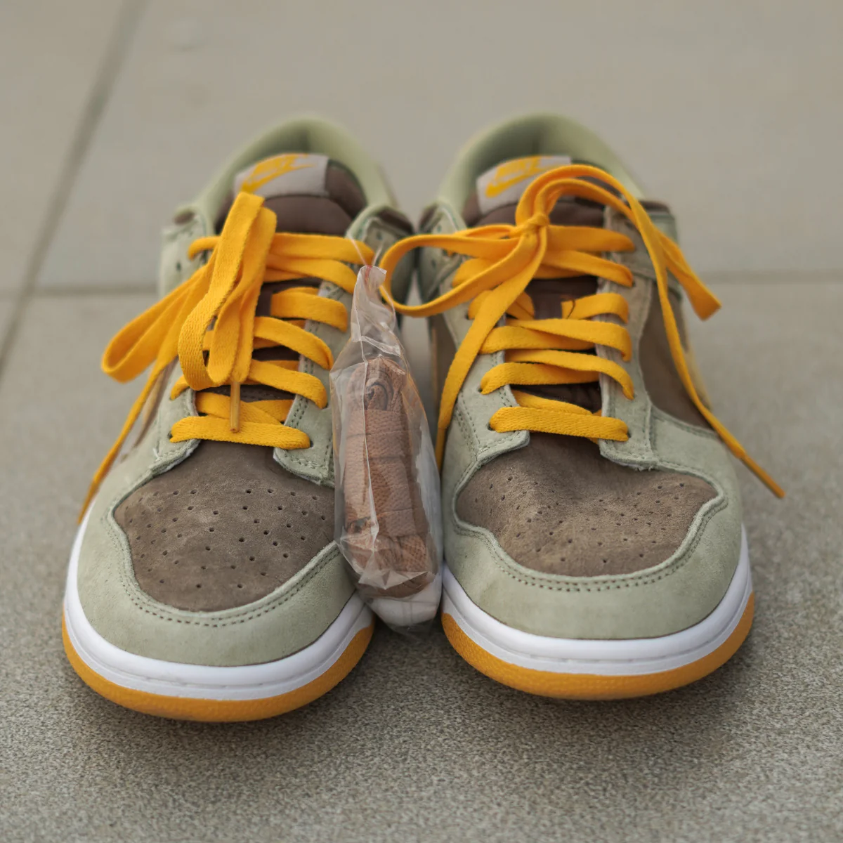 Nike
Dunk Low "Dusty Olive" sneakers| LUXURY EMPORIUM |