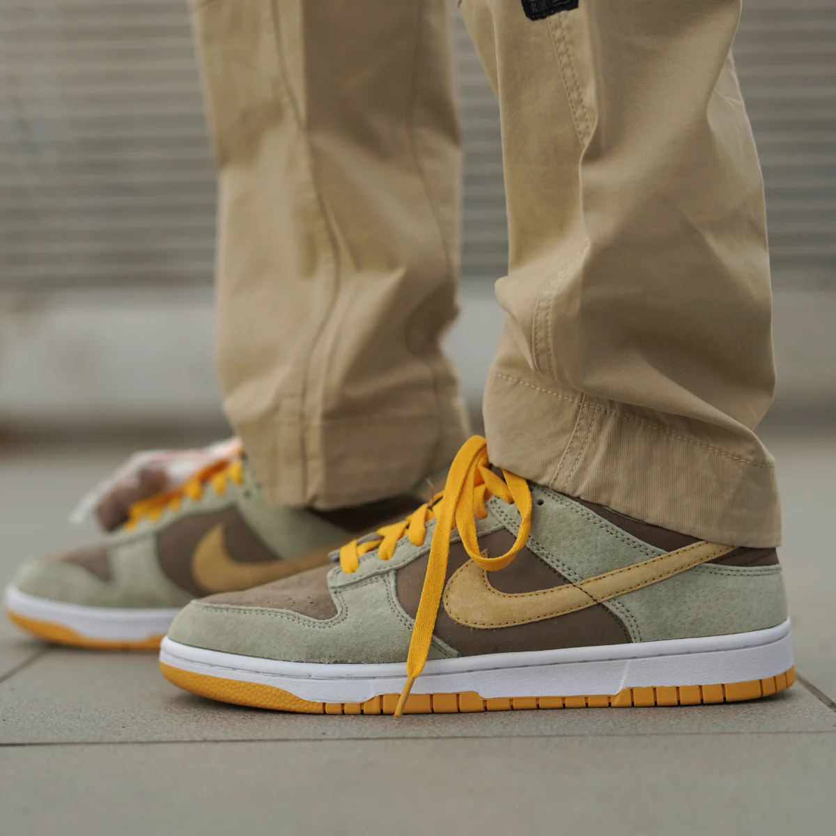 Nike
Dunk Low "Dusty Olive" sneakers| LUXURY EMPORIUM |
