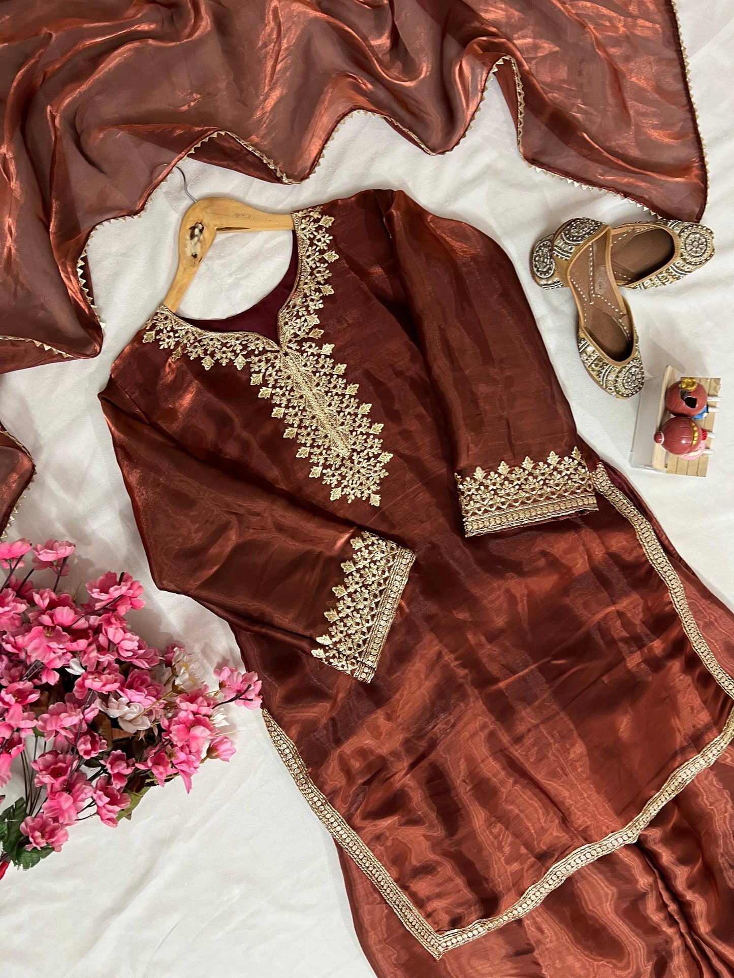 PAHAARAN | beautiful JIMMI CHHOO FABRIC | LUXURY EMPORIUM