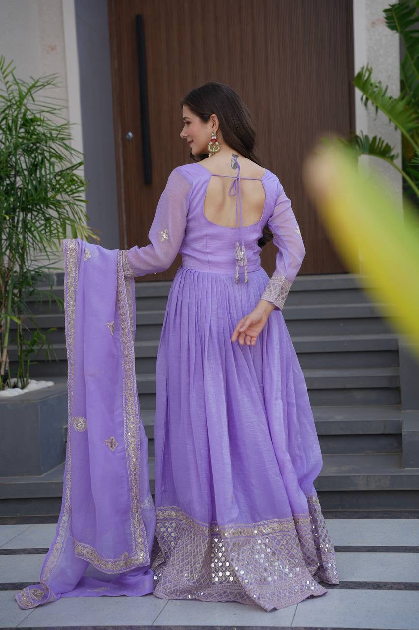 Luxuryemporium | SUTLEJ| HEAVY CRUNCH CRUSH SILK | embroidery | partywear classy suit