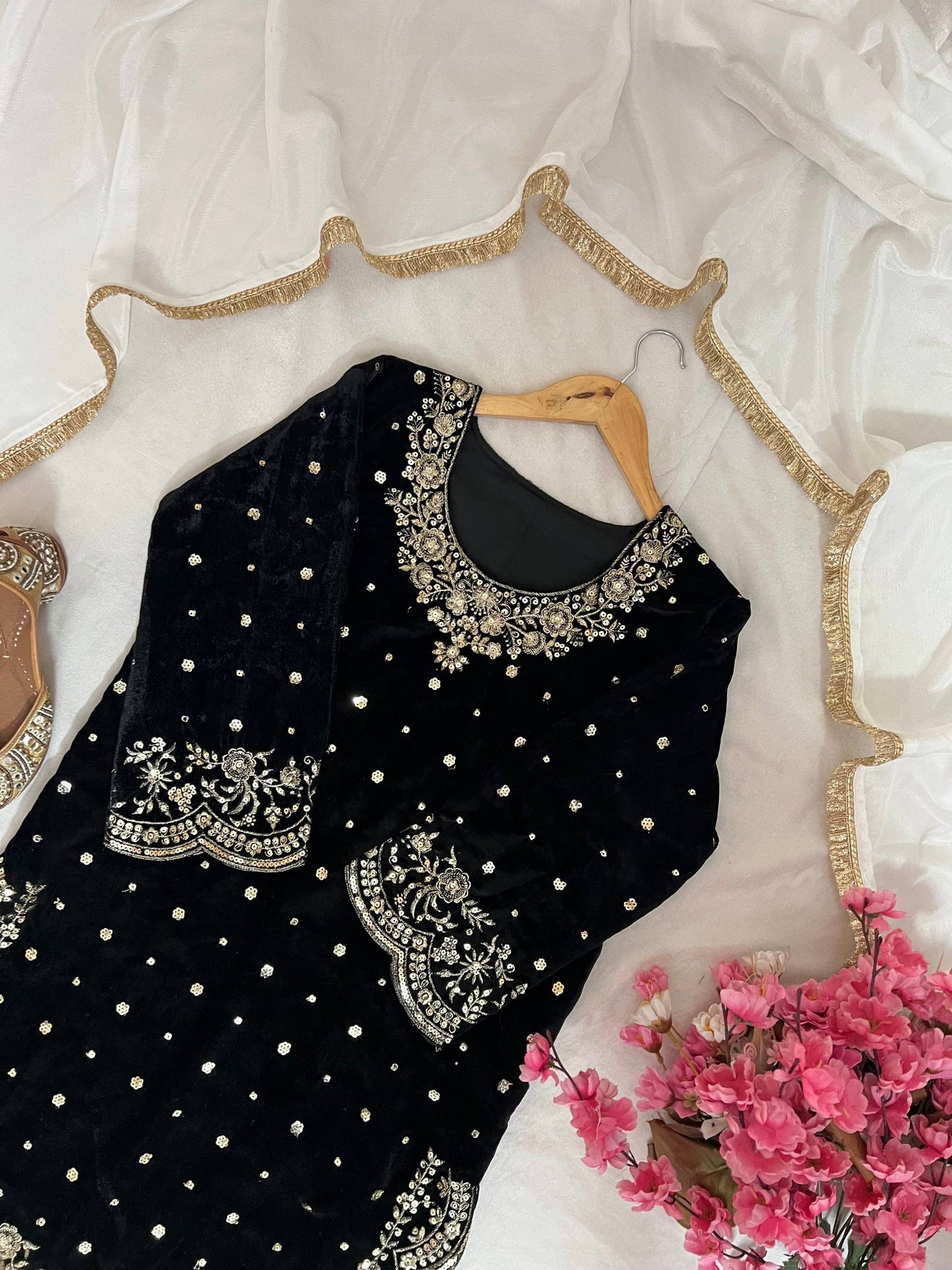 VELVET KURTI-PANT SET | ASMAN | LUXURYEMPORIUM |