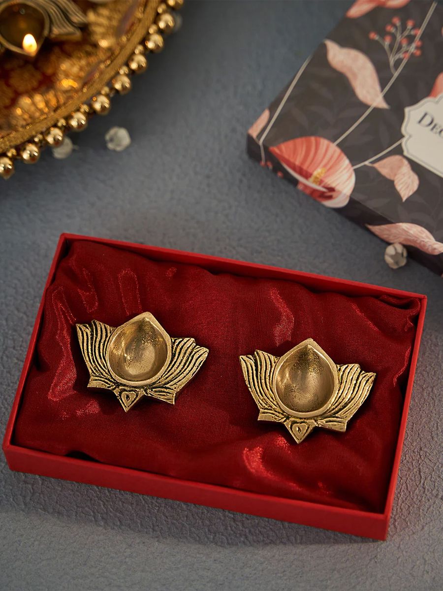 Lotus Diya Set of 2 With Gift Box Brass