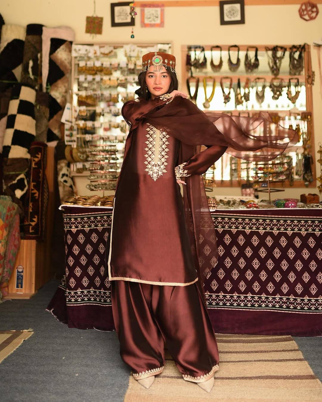 PAHAARAN | beautiful JIMMI CHHOO FABRIC | LUXURY EMPORIUM