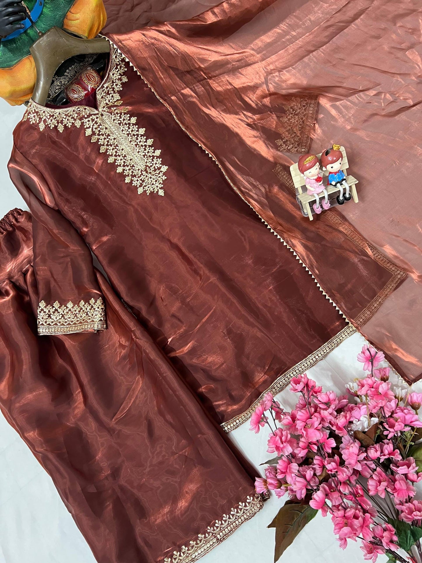 PAHAARAN | beautiful JIMMI CHHOO FABRIC | LUXURY EMPORIUM
