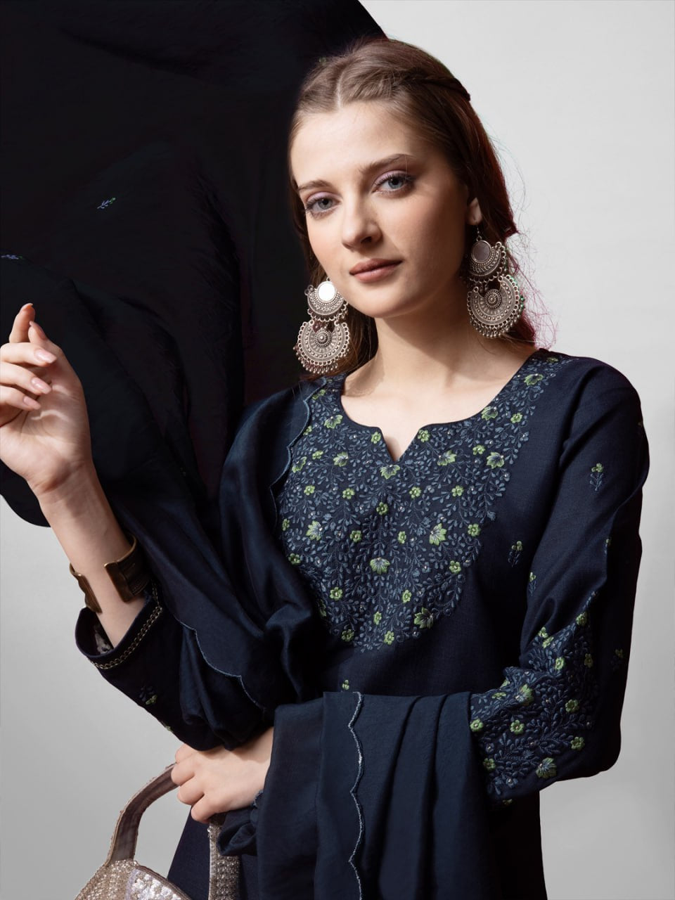 Manik wadrobe Cotton kurti pant and silk dupatta