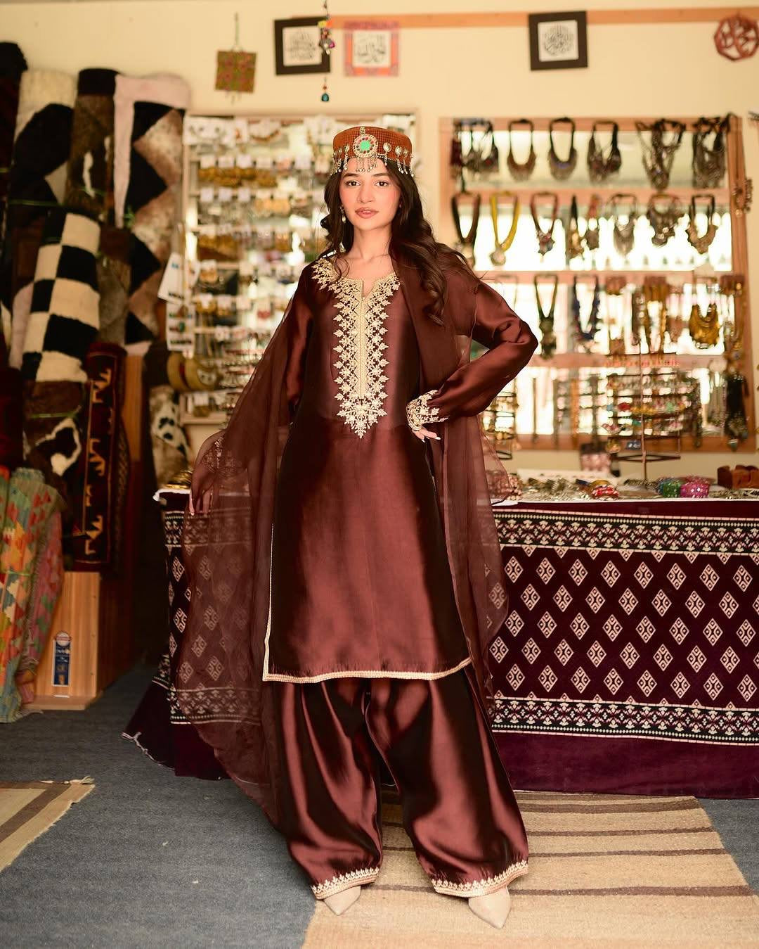 PAHAARAN | beautiful JIMMI CHHOO FABRIC | LUXURY EMPORIUM