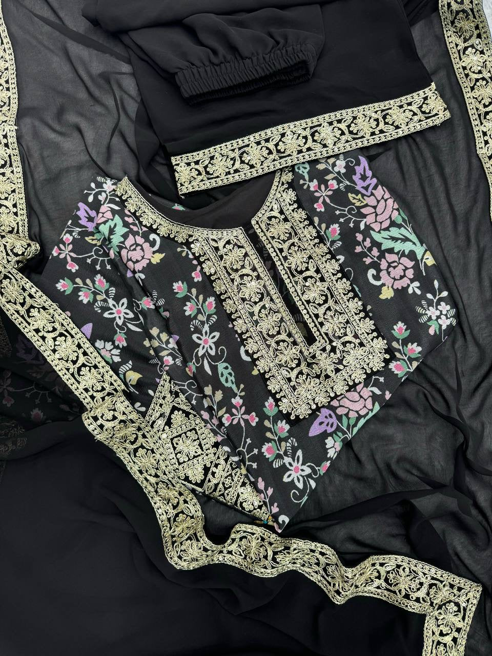 Long Kurti - Plazzo With Dupatta | LUXURY EMPORIUM | via wedding edition